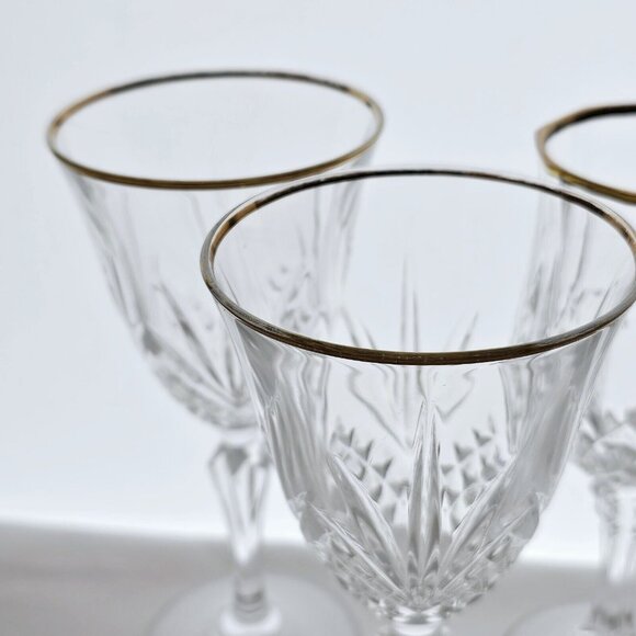 Mismatched Elegant Party Wine Glasses 4pc toasting glassware Longchamp Salzburg - Picture 5 of 12